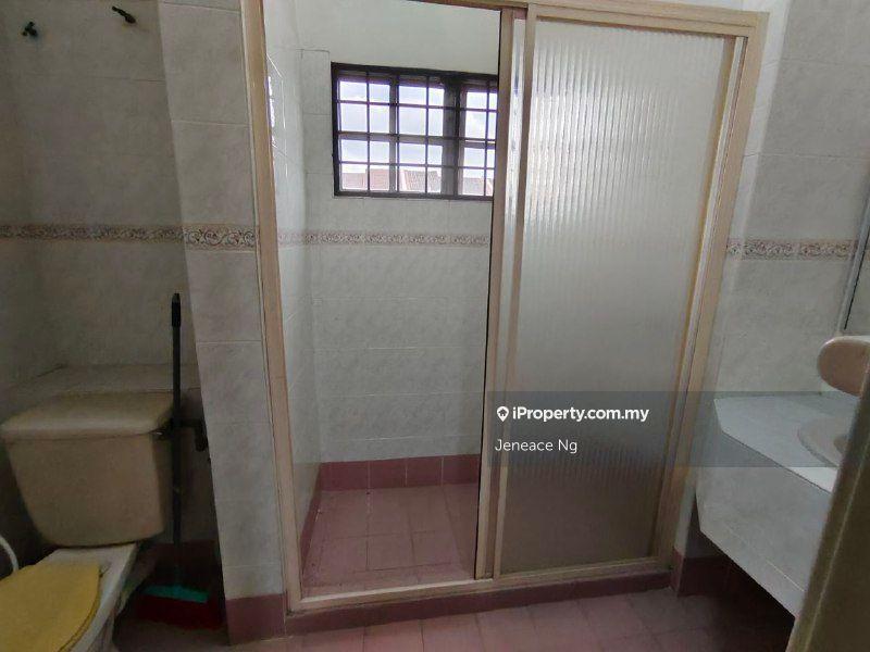 Rumah Berangkai 2 Tingkat untuk Dijual di Usj 23, Subang Jaya oleh Jeneace Ng - iProperty.com.my