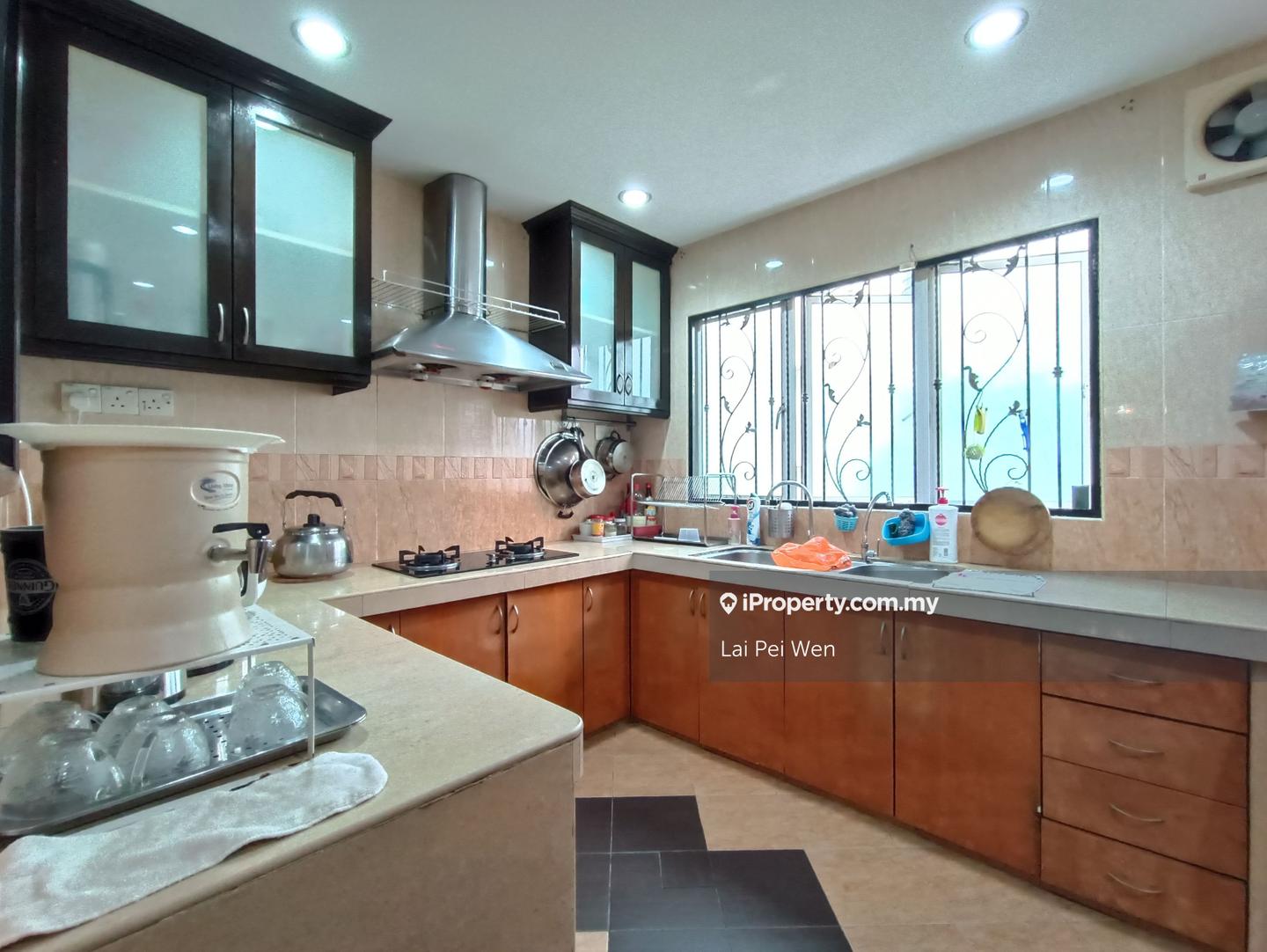 Rumah Berangkai 3 Tingkat untuk Dijual di Taman Megah, Taman Petaling, Kepong Baru, Kepong oleh Lai Pei Wen - iProperty.com.my