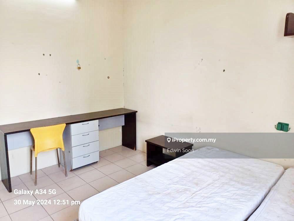 Service Residence for Sale in Casa Subang by Edwin Soon - iProperty.com.my