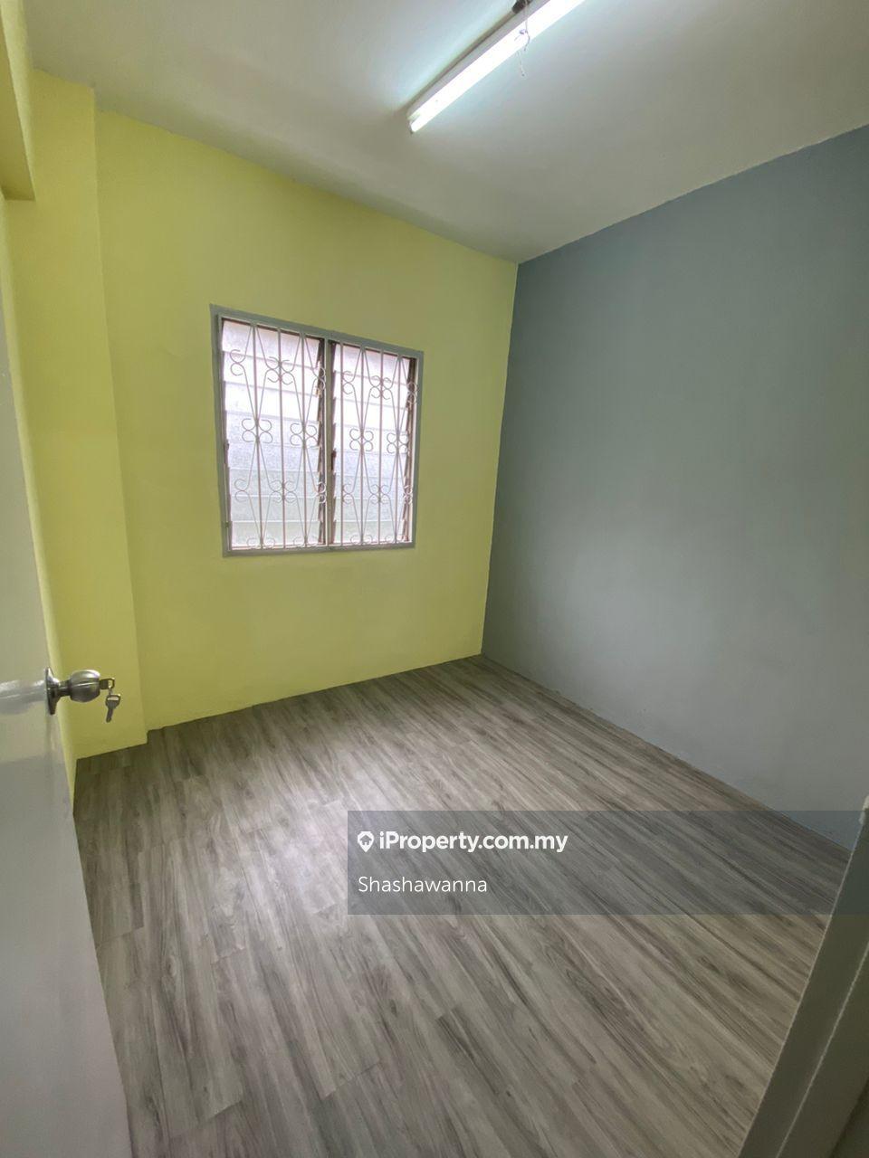 Flat for Sale in Flat Taman Pelangi Indah by Shashawanna - iProperty.com.my