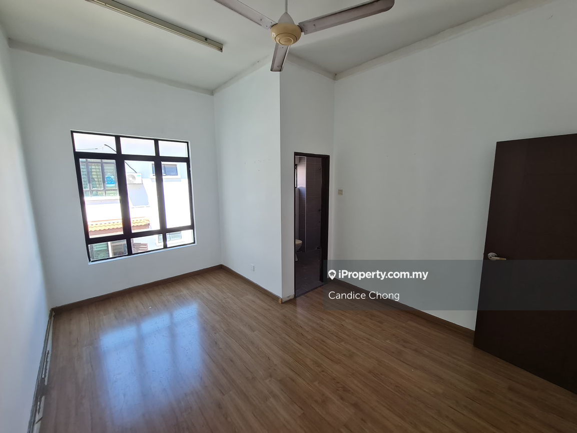 2-storey Terraced House for Sale in Kota Bayuemas, Klang by Candice Chong - iProperty.com.my
