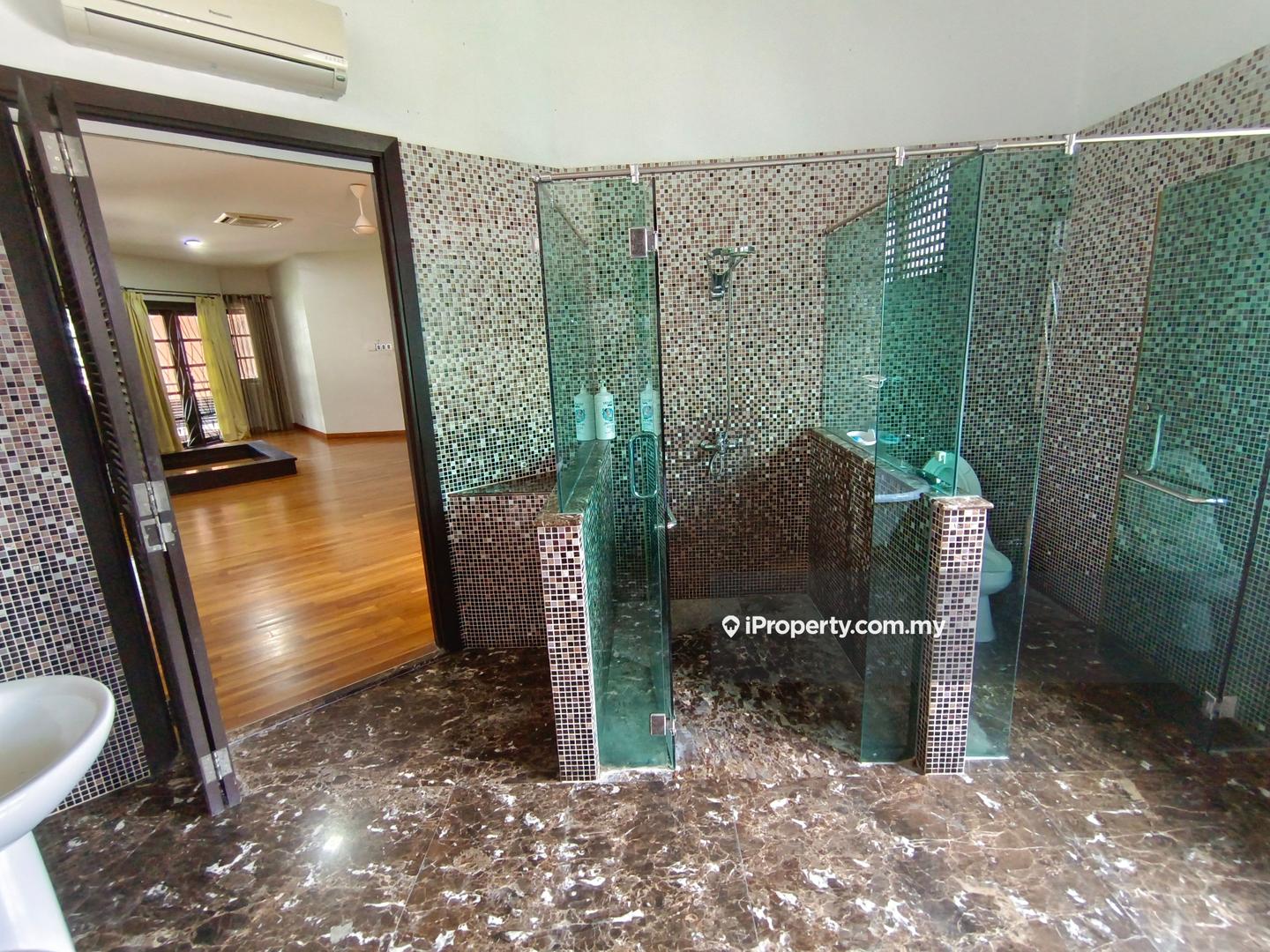 Bungalow House for Sale in Taman Overseas Union (Taman Oug), Jalan Klang Lama (Old Klang Road) by BoBo Lee - iProperty.com.my