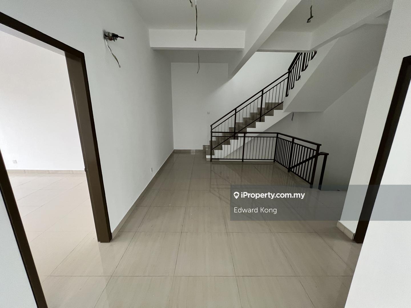 Rumah Bandar untuk Dijual di Saujana Rawang, Rawang oleh Edward Kong - iProperty.com.my