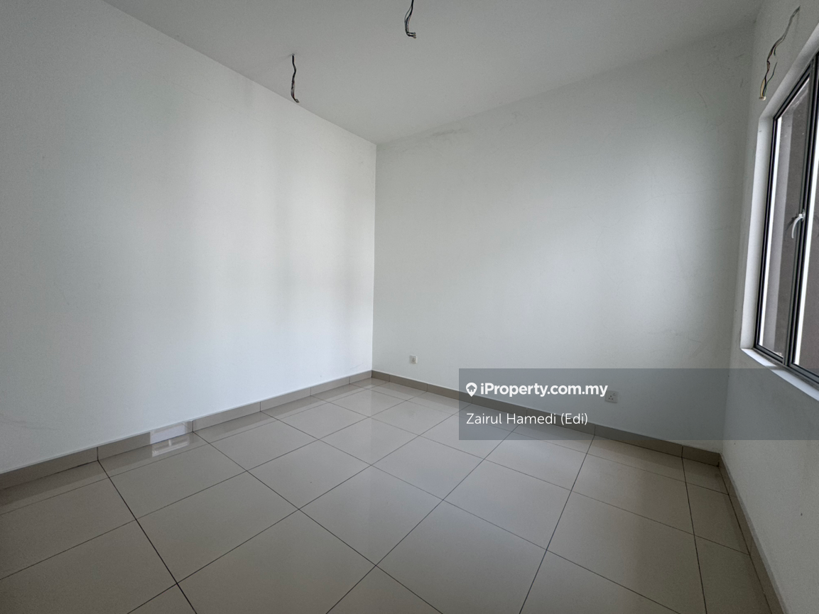 Rumah Berangkai 2 Tingkat untuk Dijual di Seksyen U16, Shah Alam oleh Zairul Hamedi (Edi) - iProperty.com.my
