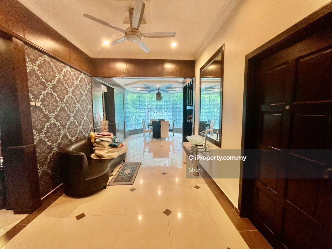 2.5-storey Terraced House for Sale in Laman Oakleaf, Ampang by Shah - iProperty.com.my