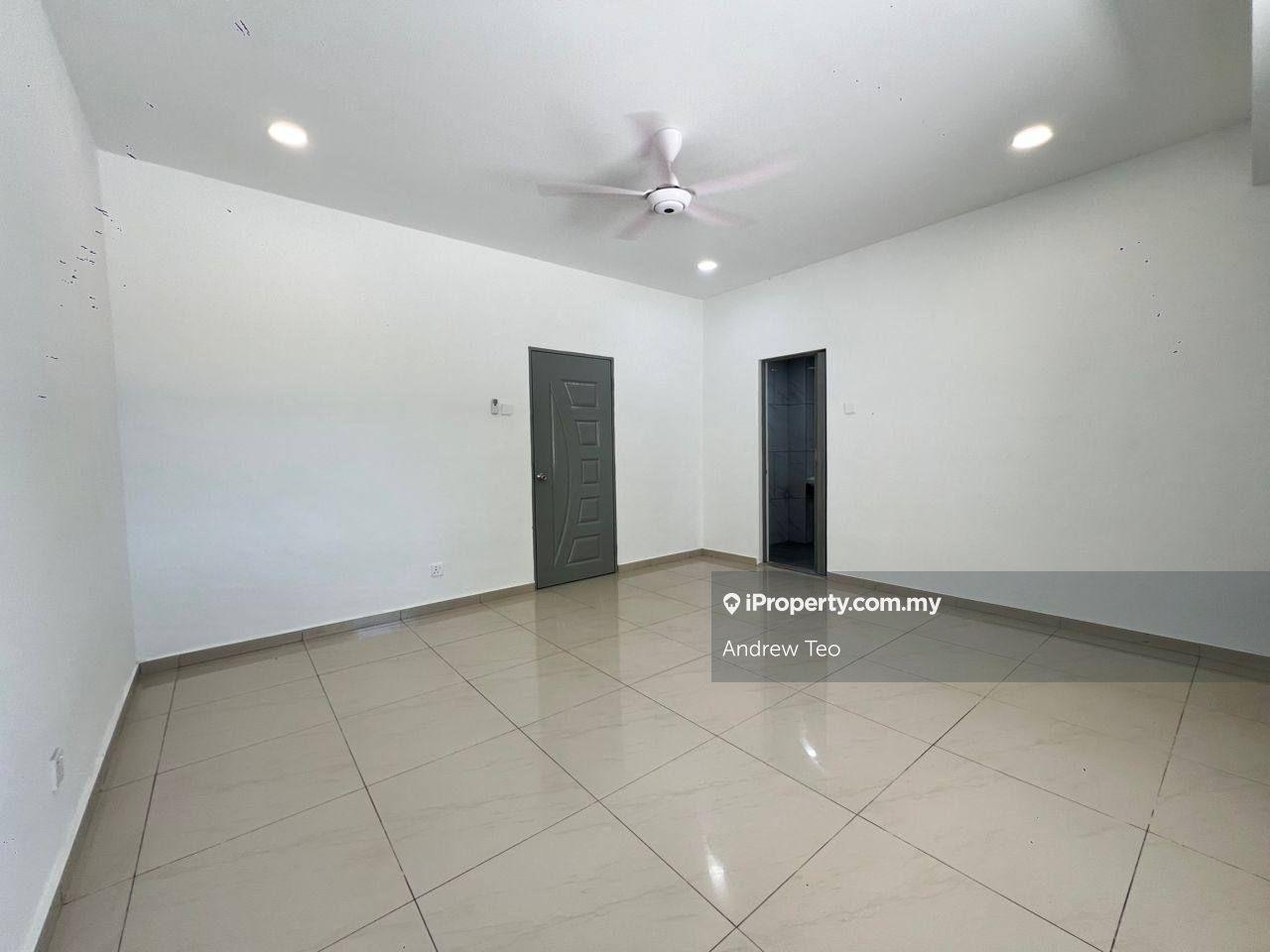 Rumah Berangkai 2 Tingkat untuk Dijual di Taman Bukit Kempas, Tampoi oleh Andrew Teo - iProperty.com.my