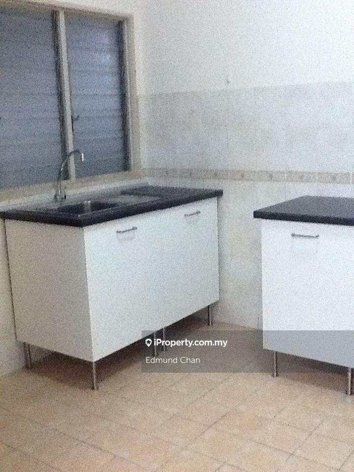 Pangsapuri untuk Dijual di Pangsapuri Merak oleh Edmund Chan - iProperty.com.my