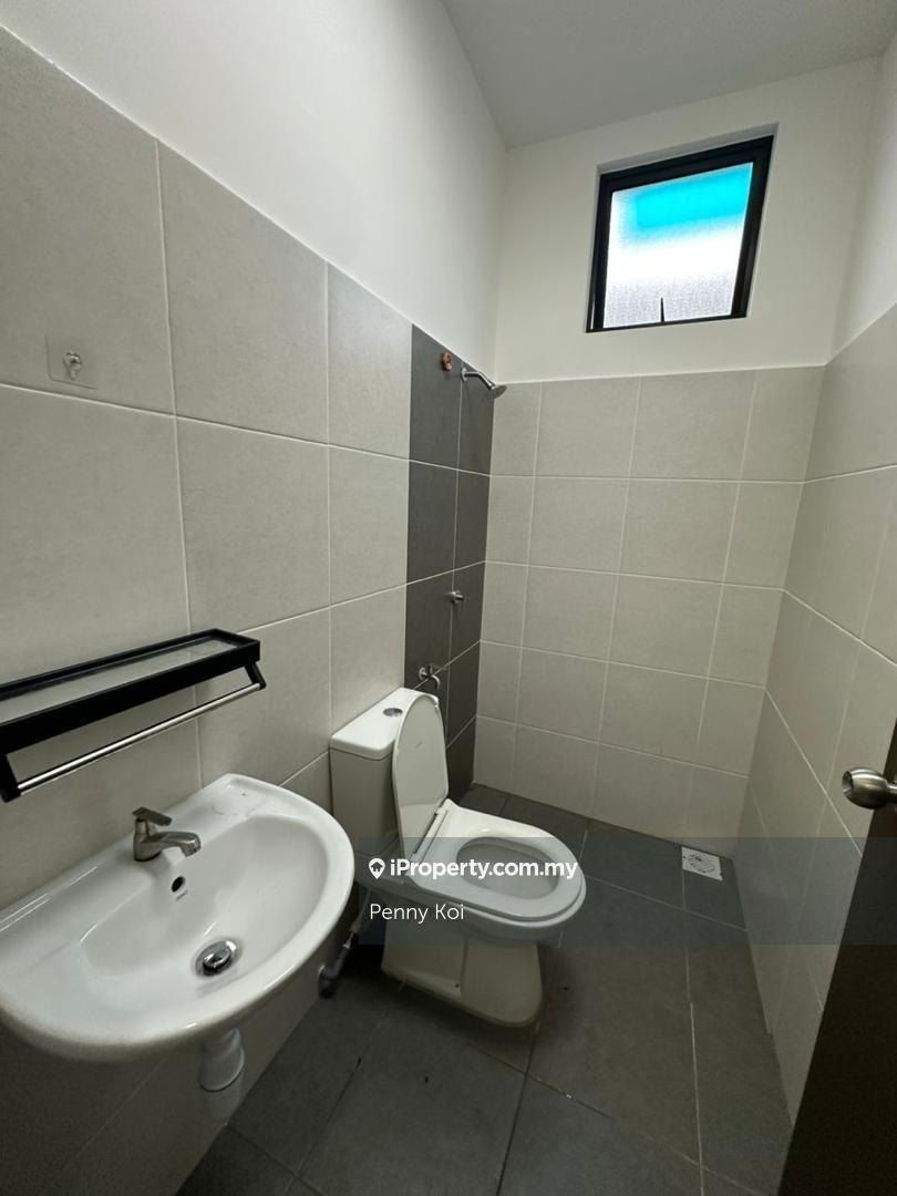 Rumah Berangkai 2 Tingkat untuk Dijual di Taman Sri Penawar, Pengerang oleh Penny Koi - iProperty.com.my