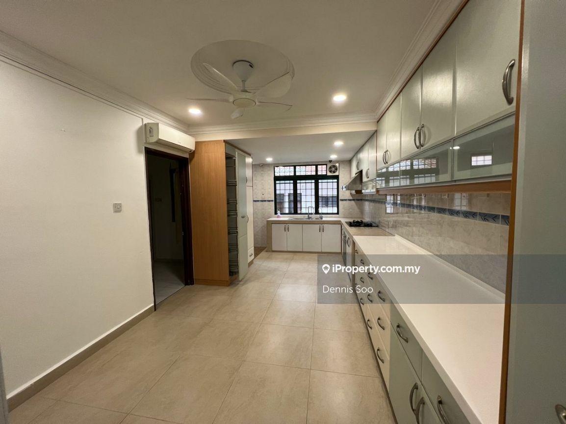 Rumah Berangkai 2.5 Tingkat untuk Dijual di BU 6, BANDAR UTAMA, DAMANSARA, PETALING JAYA, Bandar Utama oleh Dennis Soo - iProperty.com.my