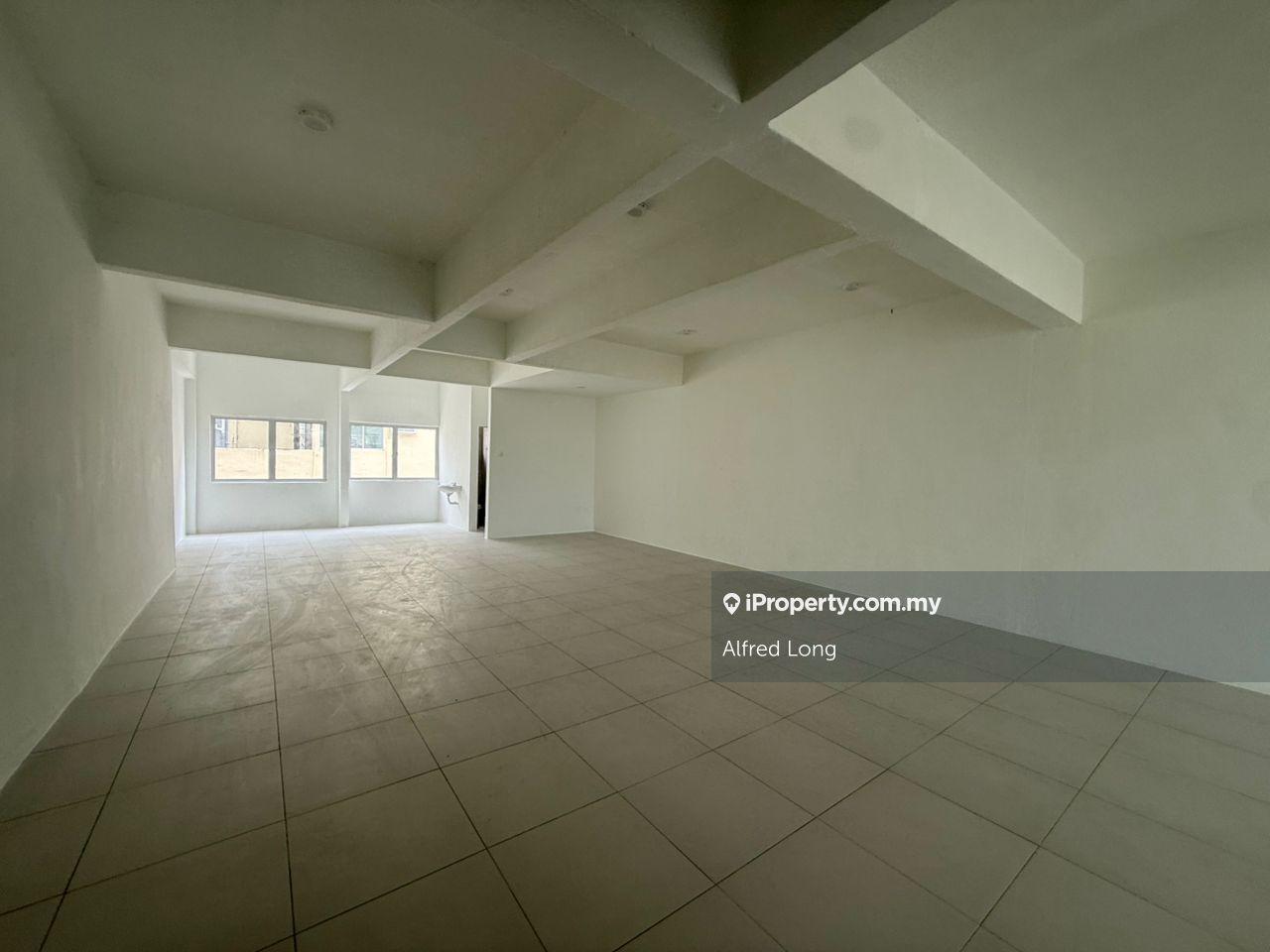 Shop-Office for Rent in Taman Sri Serdang, Seri Kembangan by Alfred Long - iProperty.com.my