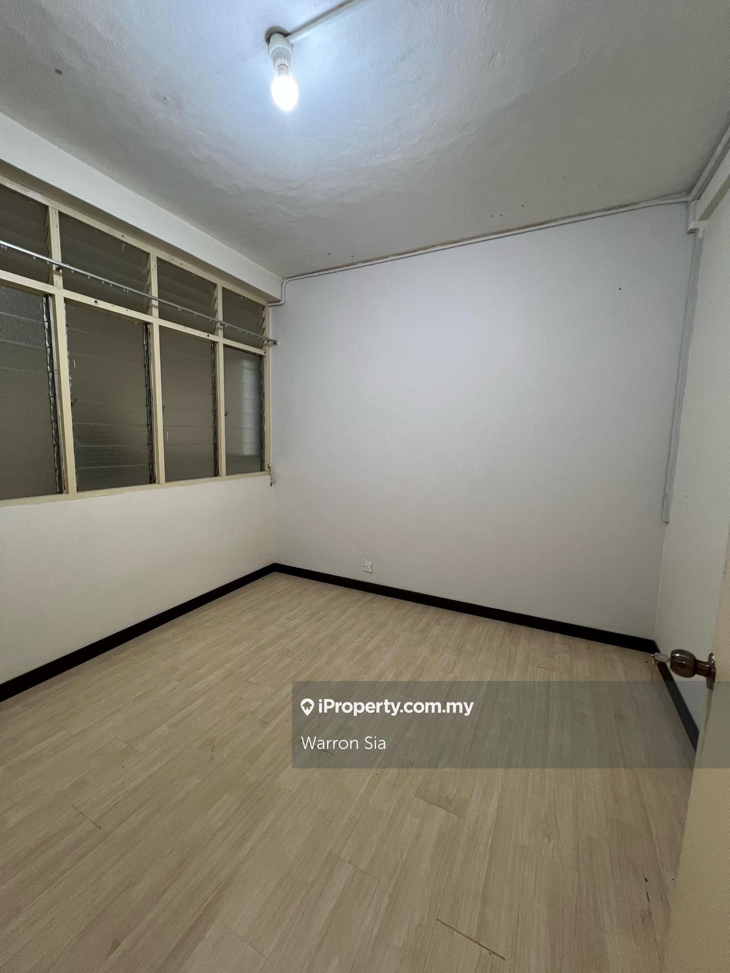 Semi-Detached House for Sale in Kuching, Sarawak by Warron Sia - iProperty.com.my