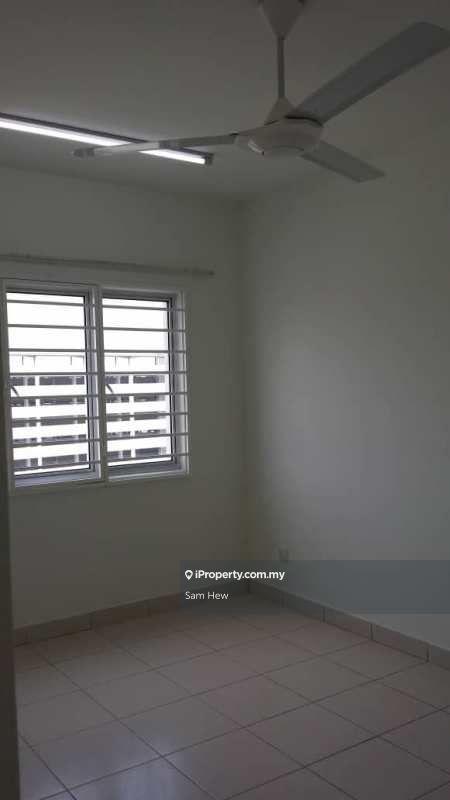 Pangsapuri untuk Disewa di Karisma @ Eco Majestic oleh Sam Hew - iProperty.com.my