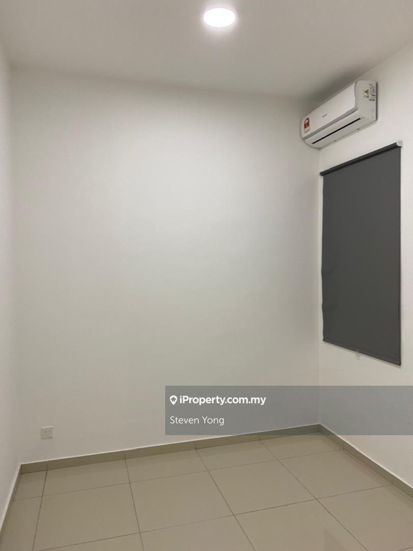 Condominium for Sale in Iris Residence by Steven Yong - iProperty.com.my
