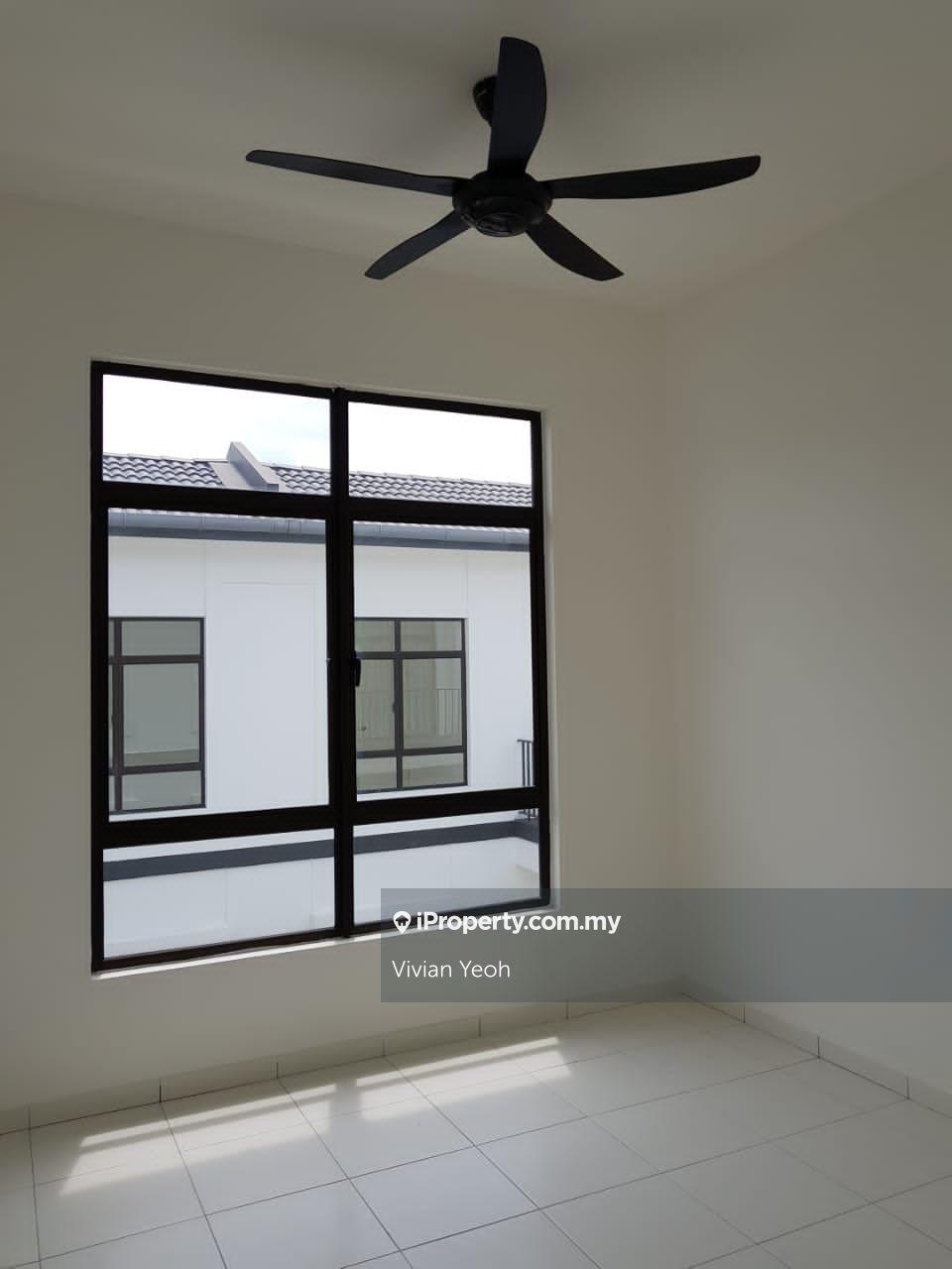 Rumah Berangkai 2 Tingkat untuk Dijual di 2 Storey Terrace @ Graham Garden Eco Grandeur, Puncak Alam oleh Vivian Yeoh - iProperty.com.my