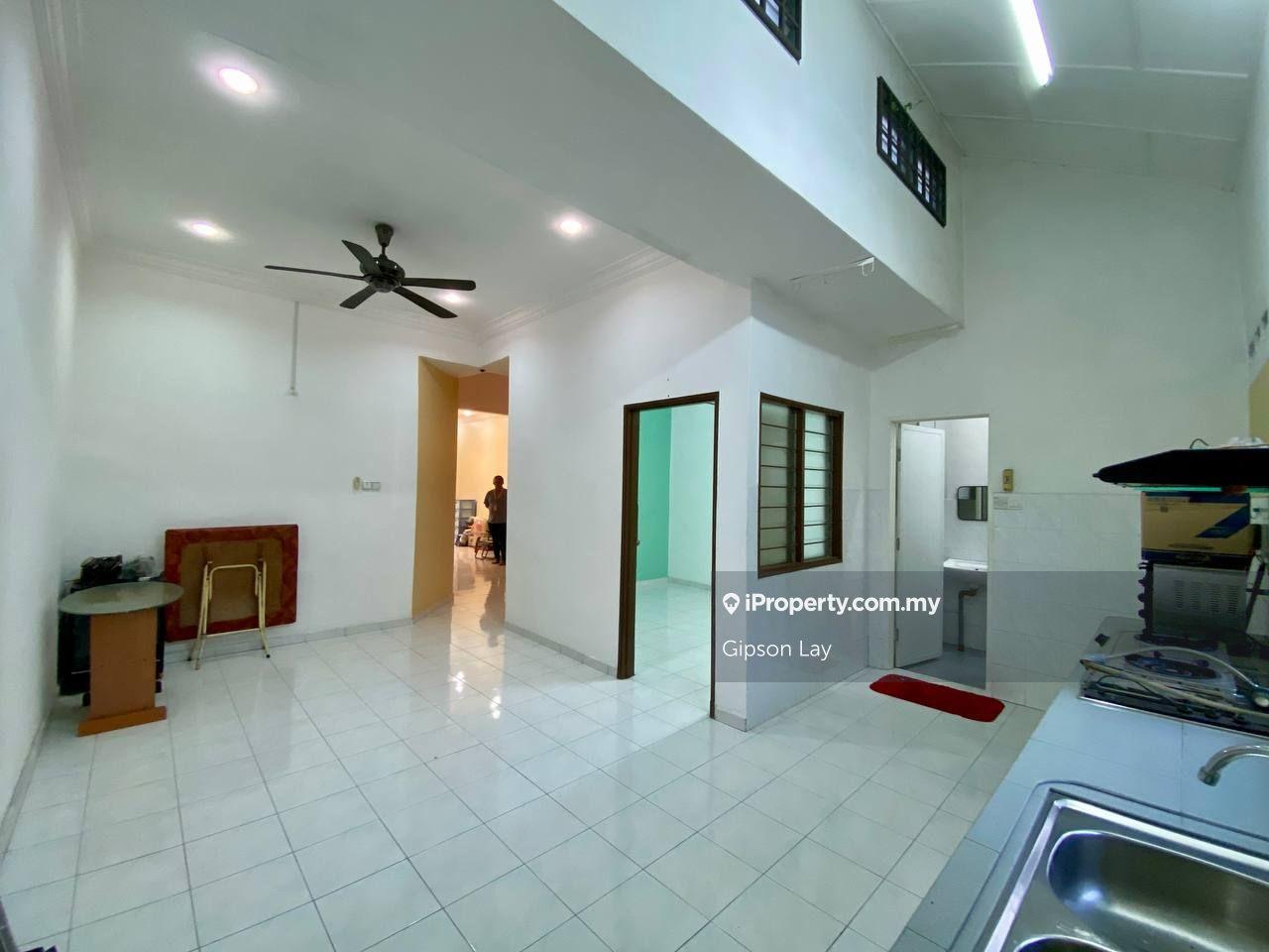Rumah Berangkai 1 Tingkat untuk Dijual di Kampung Bentong Luar, Kluang oleh Gipson Lay - iProperty.com.my