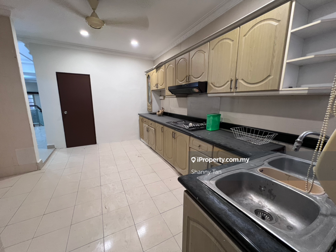 2-storey Terraced House for Sale in SL4, Bandar Sungai Long, Bandar Sungai Long by Shanny Tan - iProperty.com.my
