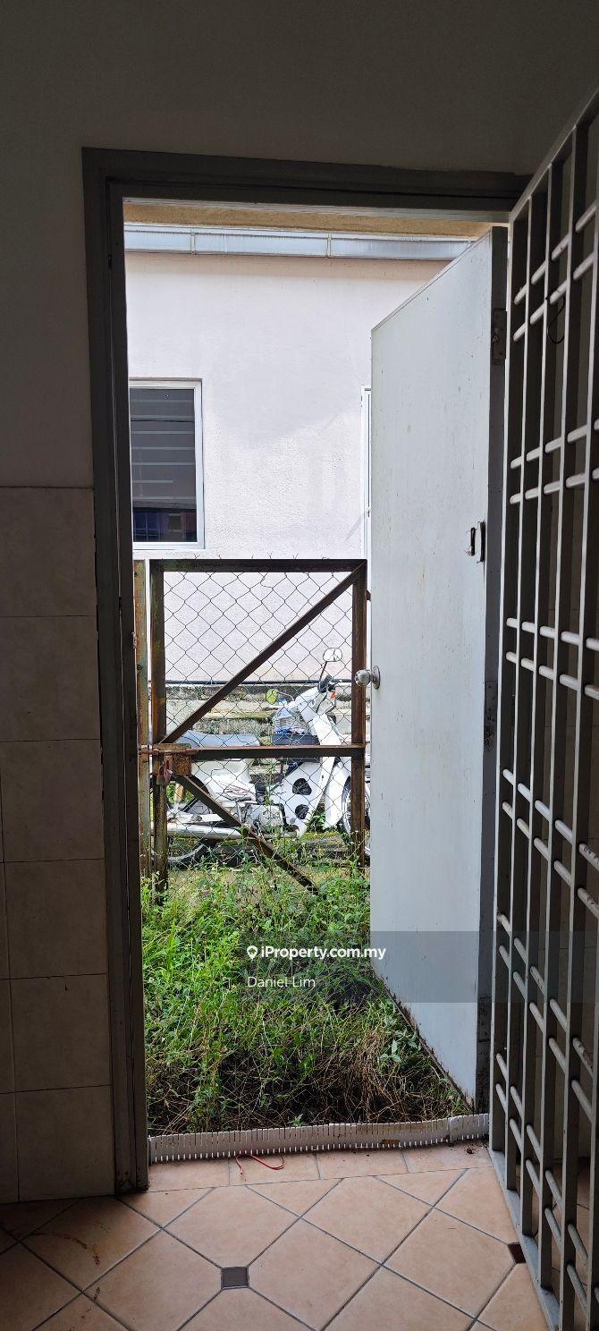 Rumah Berangkai 2 Tingkat untuk Dijual di Shah Alam, Selangor oleh Daniel Lim - iProperty.com.my