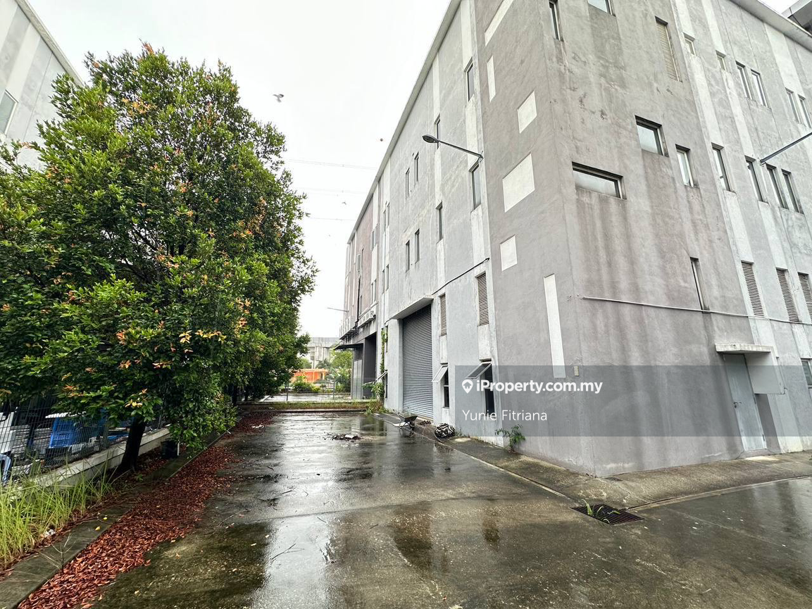 Semi-D Komersial untuk Dijual di Temasya Glenmarie, Glenmarie oleh Yunie Fitriana - iProperty.com.my