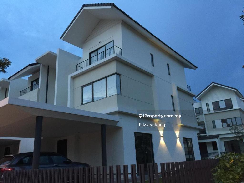 Rumah Berangkai 3 Tingkat untuk Disewa di Tamansari, Rawang oleh Edward Kong - iProperty.com.my