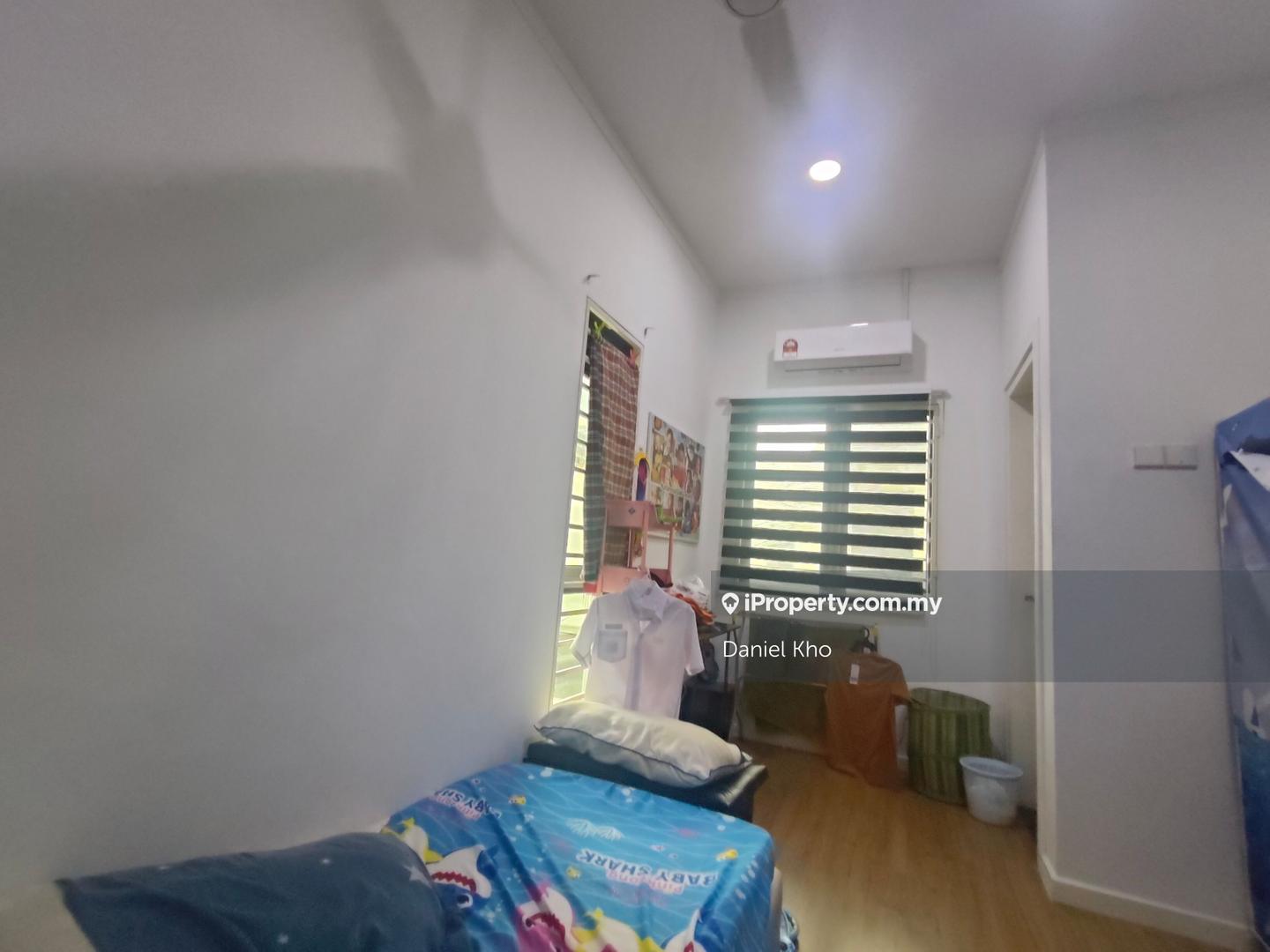 Rumah Berangkai 2 Tingkat untuk Dijual di Bukit Raja, Bukit Raja oleh Daniel Kho - iProperty.com.my