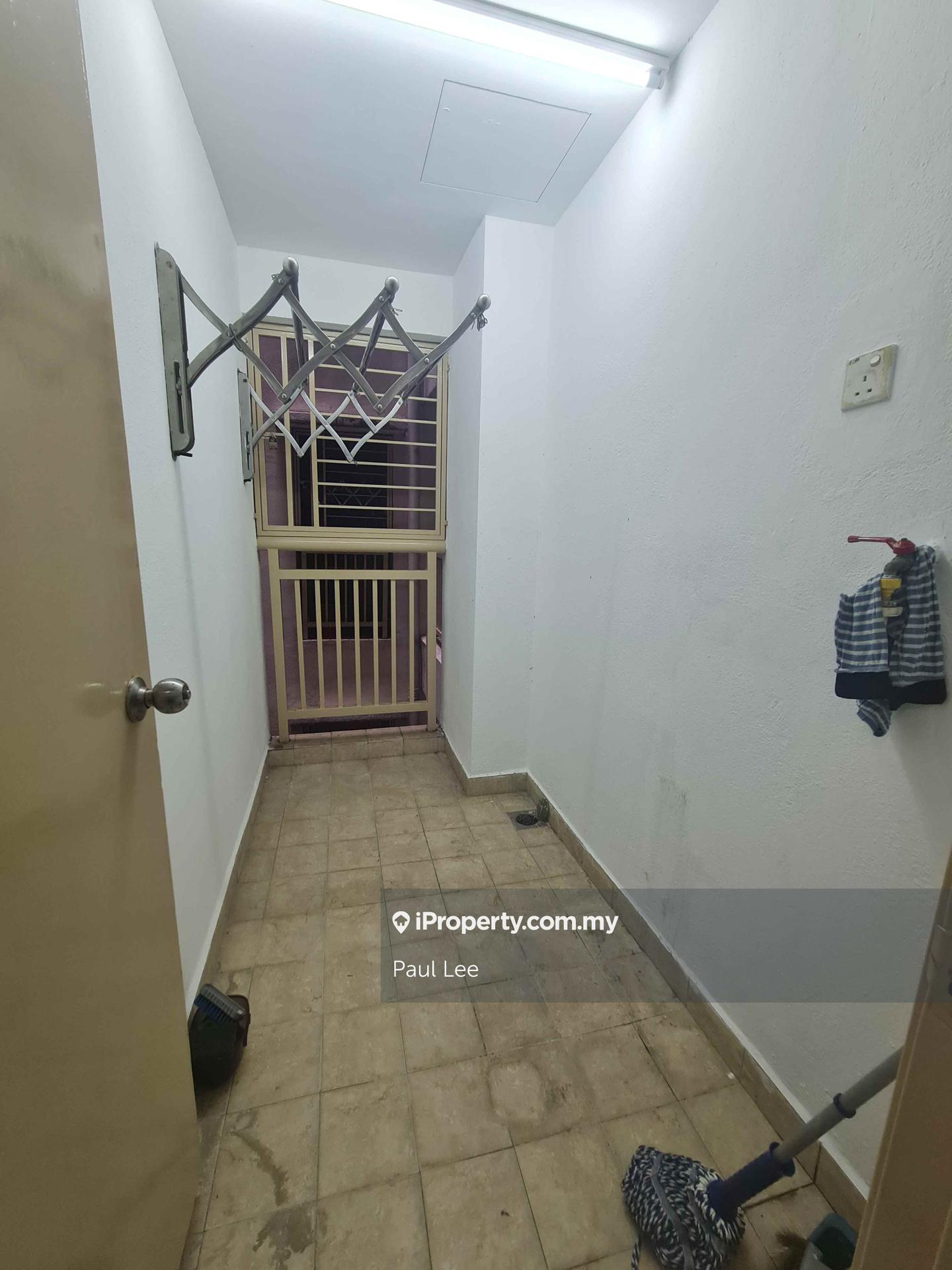 Apartment for Sale in Puteri Bayu Apartment by Paul Lee - iProperty.com.my