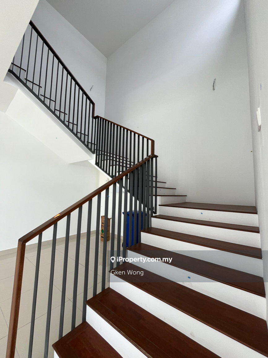 Rumah Berkembar untuk Dijual di gh9xv, Shah Alam oleh Gken Wong - iProperty.com.my