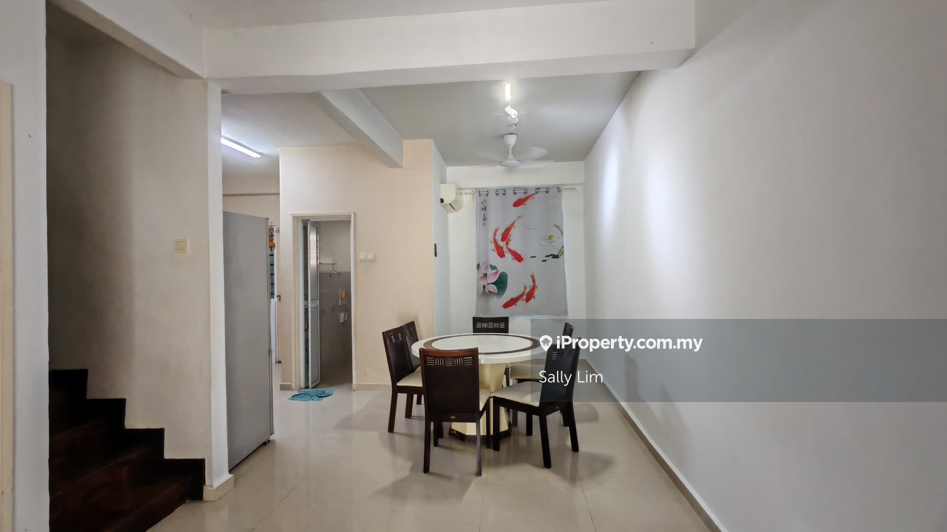 Rumah Berangkai 2 Tingkat untuk Dijual di Taman Puncak Jalil, Seri Kembangan oleh Sally Lim - iProperty.com.my