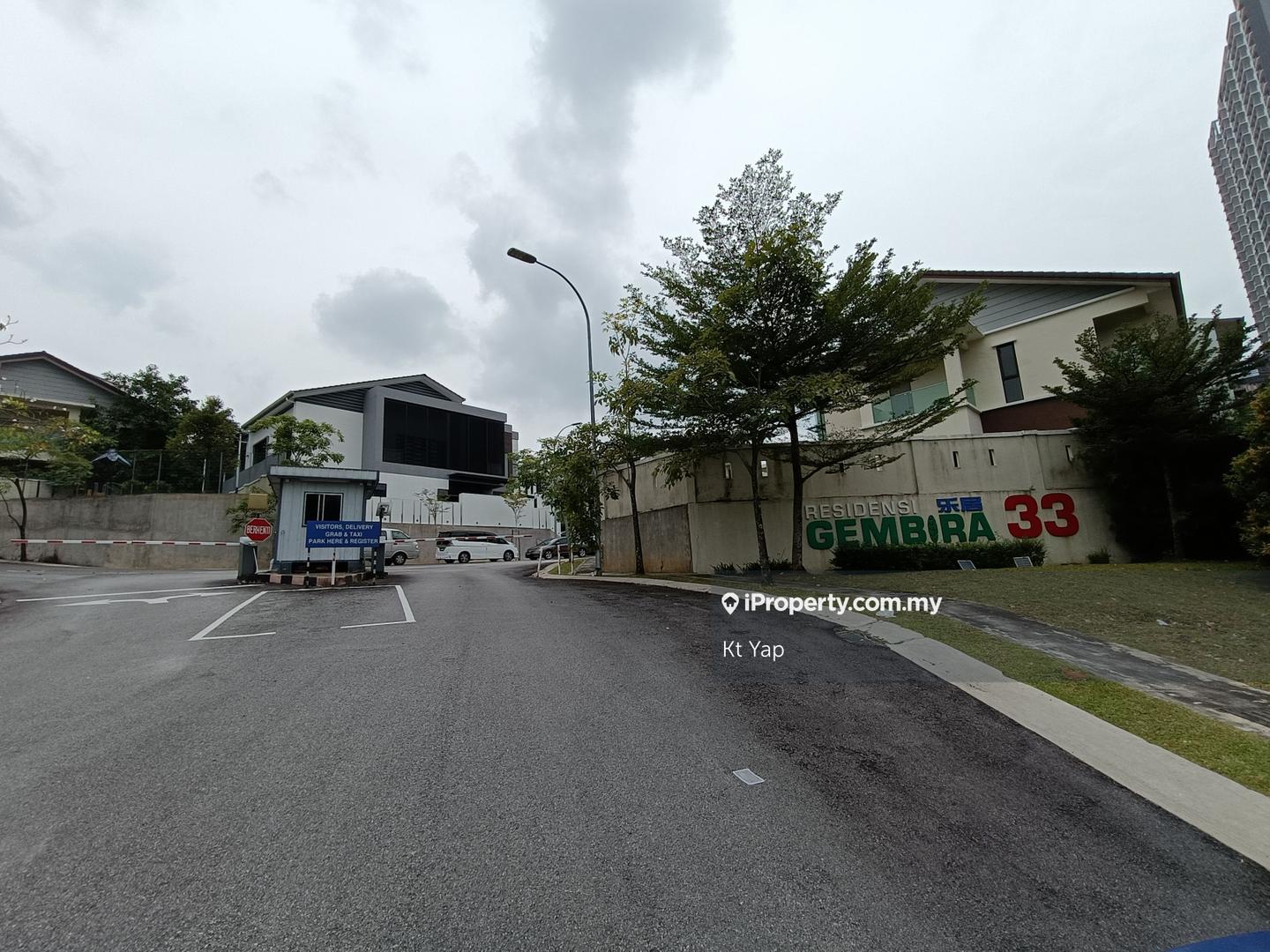 Rumah Berangkai 3 Tingkat untuk Dijual di Gembira 33, Kuchai Lama, Happy Garden, Salak South, Sri Petaling oleh Kt Yap - iProperty.com.my