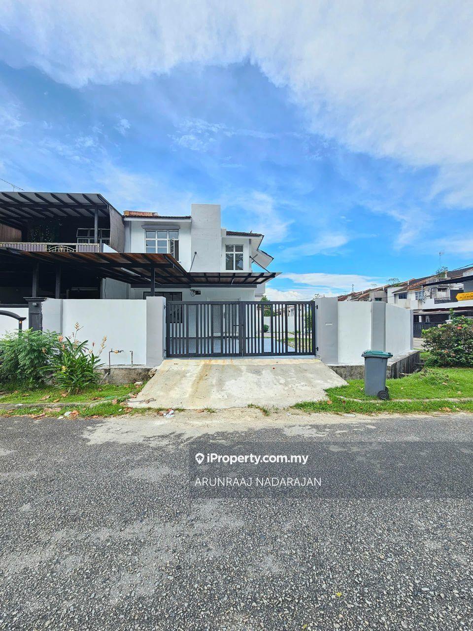 Rumah Berangkai 2 Tingkat untuk Dijual di Taman Puteri Wangsa, Ulu Tiram oleh ARUNRAAJ NADARAJAN - iProperty.com.my