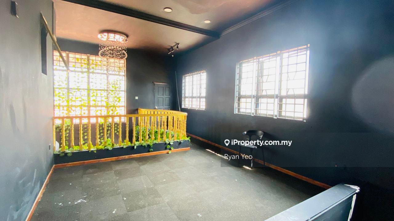 Commercial Bungalow for Rent in Taman Century, Johor Bahru by Ryan Yeo - iProperty.com.my