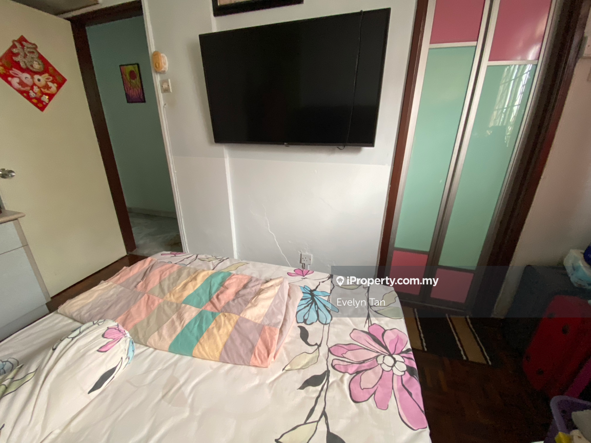 Pangsapuri untuk Dijual di Subang Perdana Goodyear Court 9 oleh Evelyn Tan - iProperty.com.my