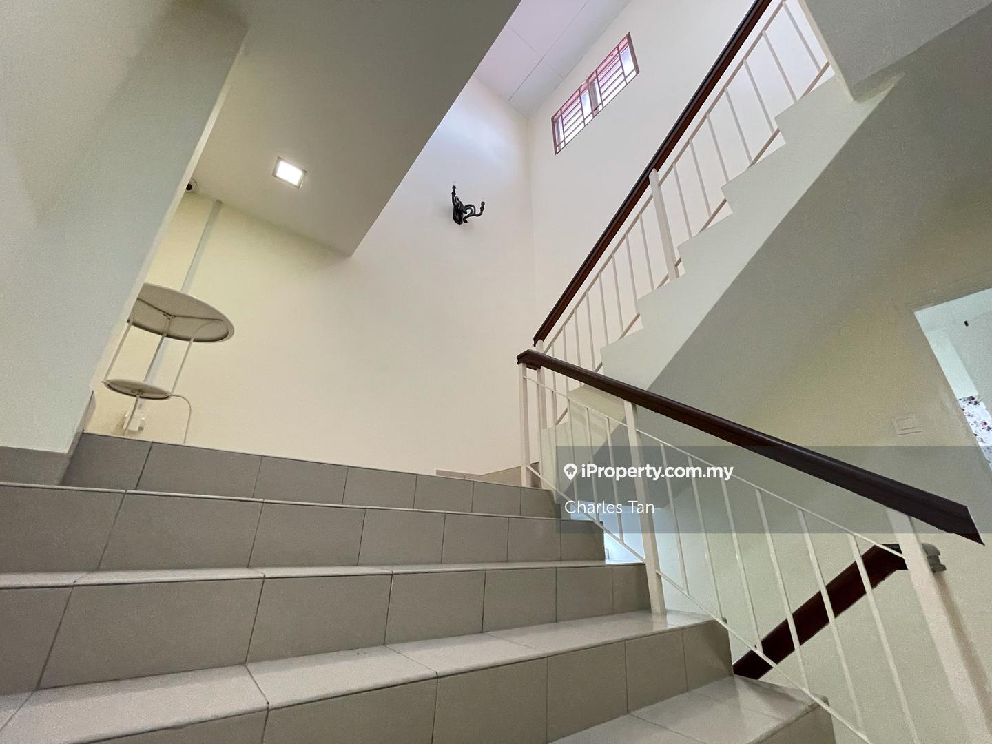 2.5-storey Terraced House for Sale in Lake Vista , Puchong , Tasik Prima, Puchong by Charles Tan - iProperty.com.my