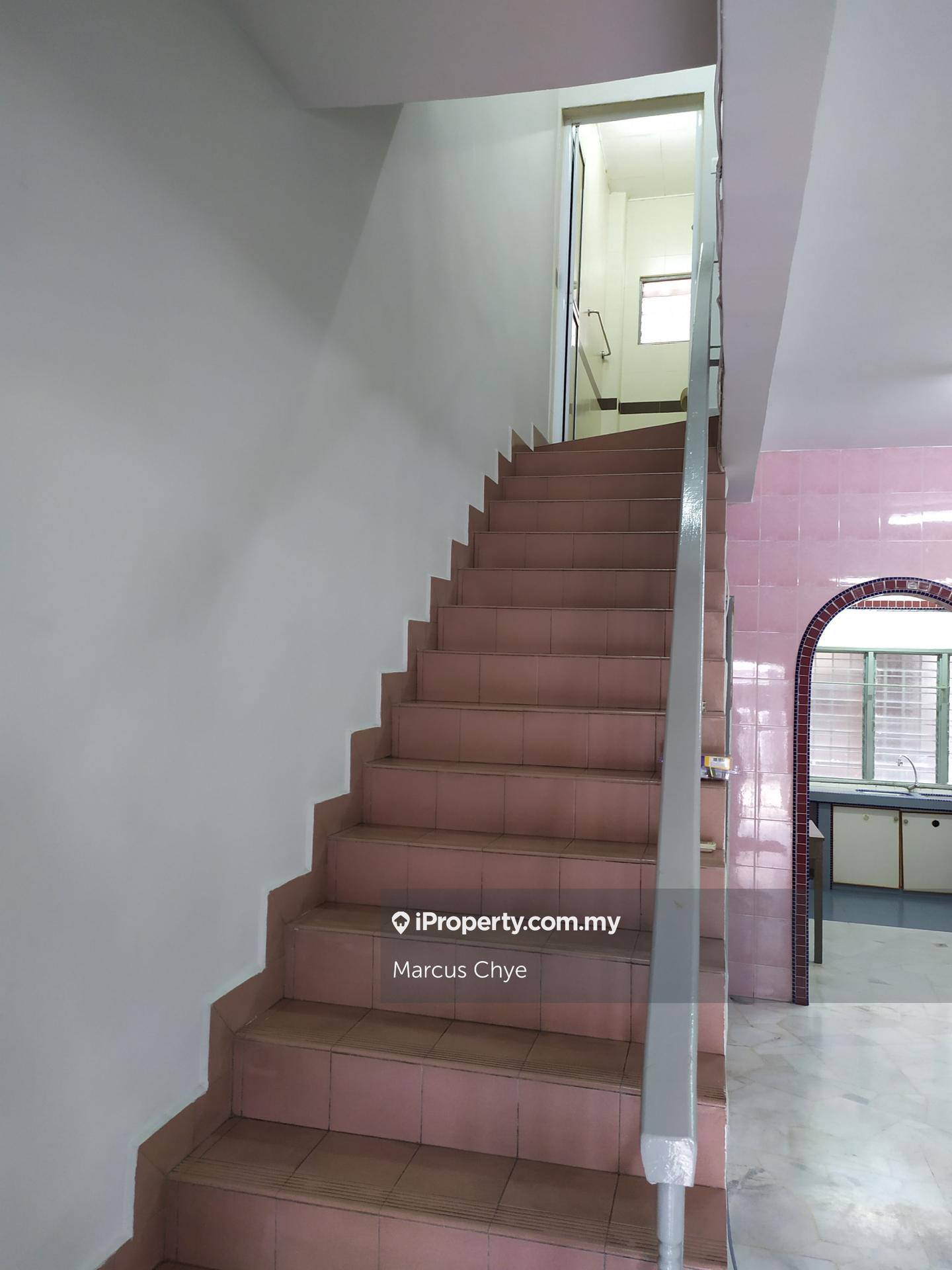 Rumah Berangkai 2 Tingkat untuk Dijual di Taman Selayang Jaya, Batu Caves oleh Marcus Chye - iProperty.com.my