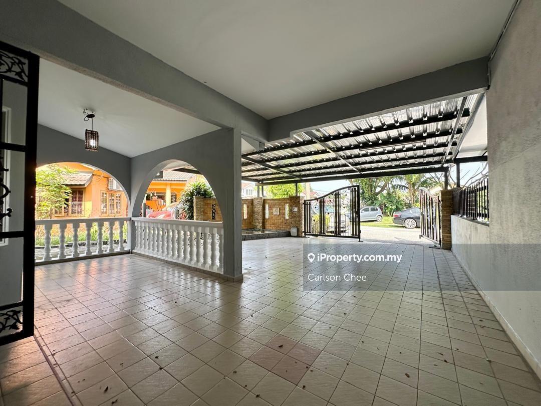 Rumah Berangkai 1.5 Tingkat untuk Dijual di Seksyen 28, Shah Alam oleh Carlson Chee - iProperty.com.my