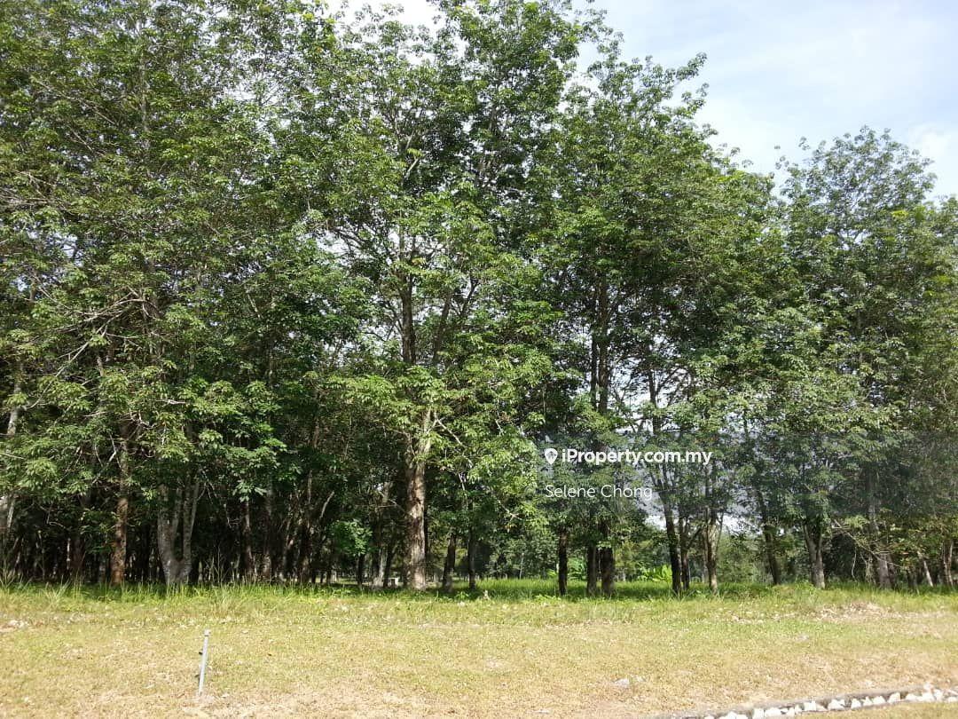 Banglo Tanah untuk Dijual di College Heights Garden Resort, Setul oleh Selene Chong - iProperty.com.my