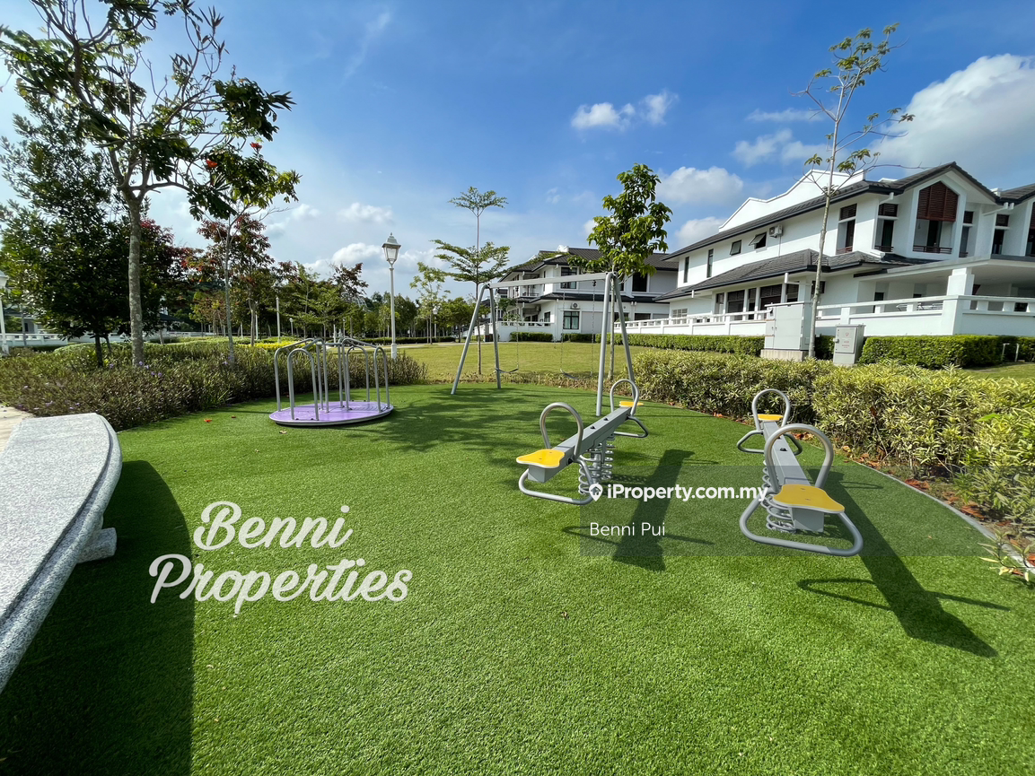 Rumah Berangkai 2 Tingkat untuk Dijual di Eco Majestic, Semenyih oleh Benni Pui - iProperty.com.my