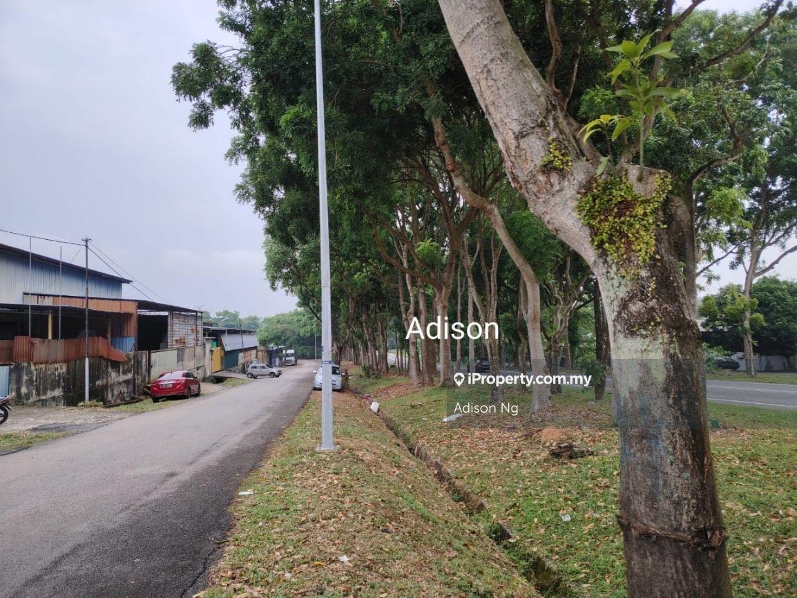 Terrace Factory for Sale in Taman Perindustrian Bukit Rambai, Tanjong Minyak by Adison Ng - iProperty.com.my