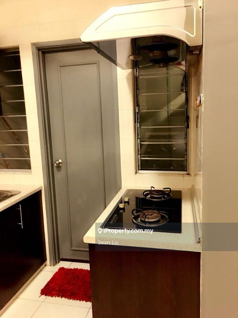 Residensi Servis untuk Disewa di E-Tiara oleh Sean Lo - iProperty.com.my