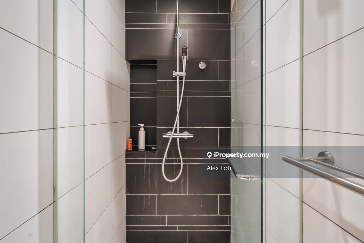 Service Residence for Sale in Anggun Residences by Alex Loh - iProperty.com.my