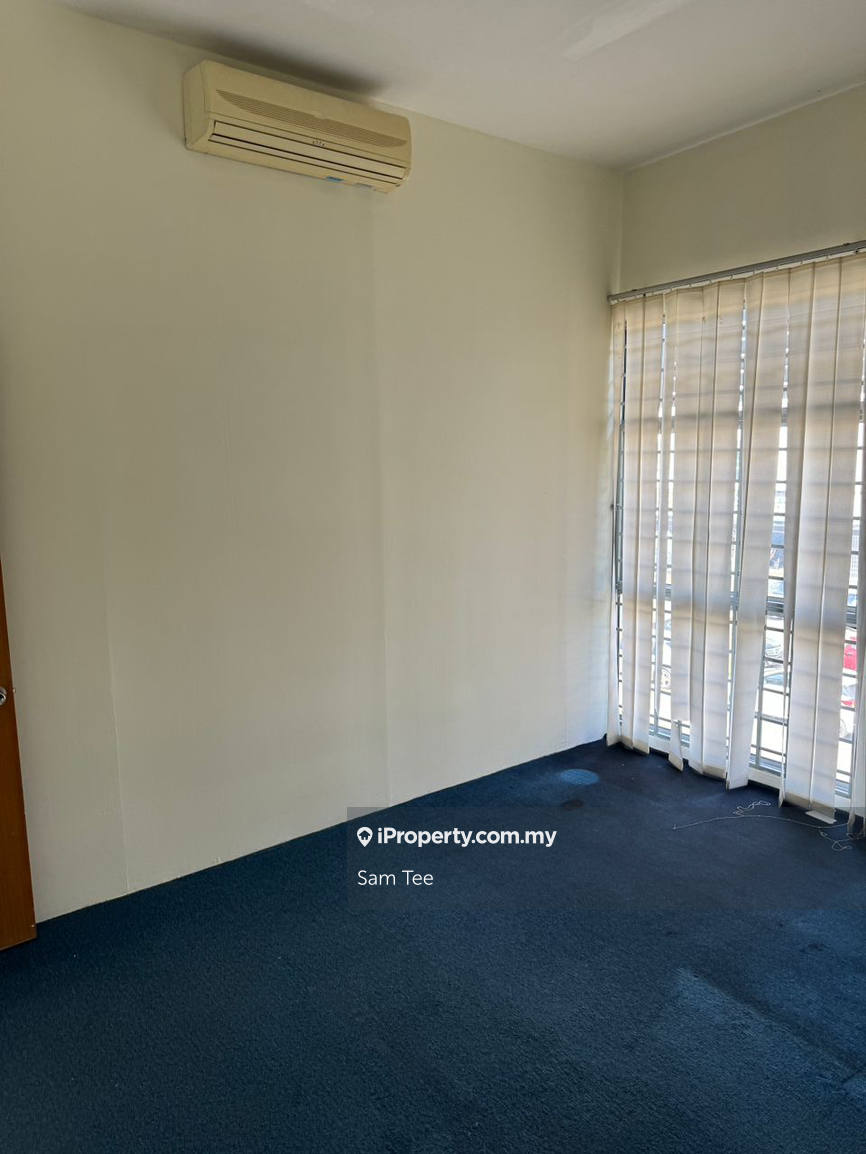 Kedai-Pejabat untuk Disewa di Kemuning Utama, Shah Alam oleh Sam Tee - iProperty.com.my