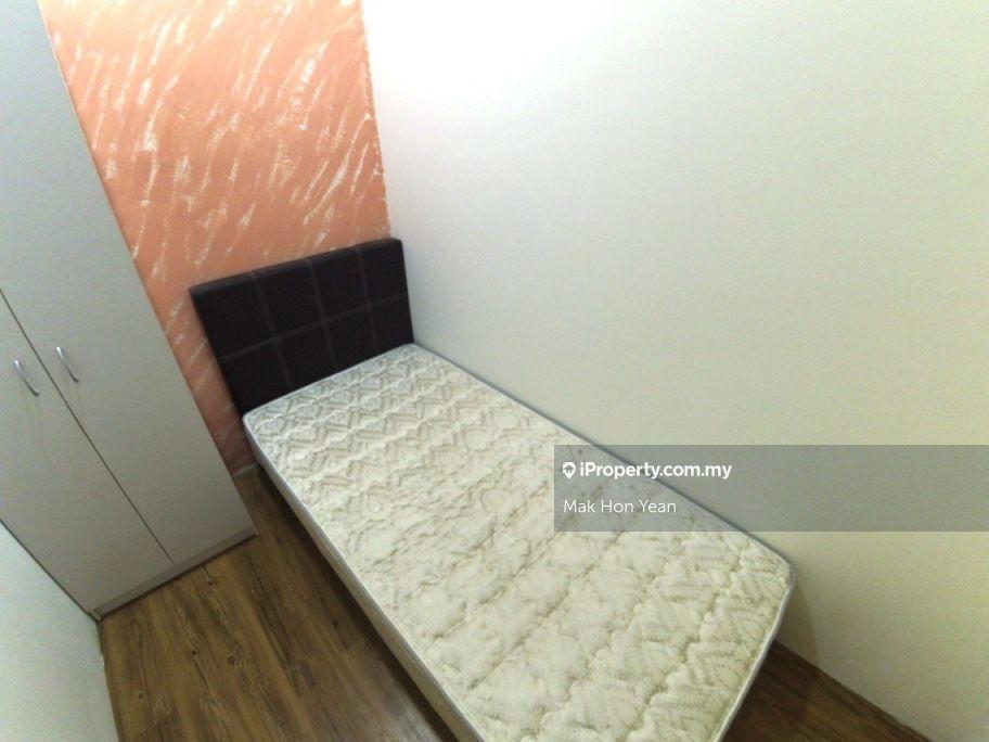 Condominium for Rent in La Vista Condominiums by Mak Hon Yean - iProperty.com.my