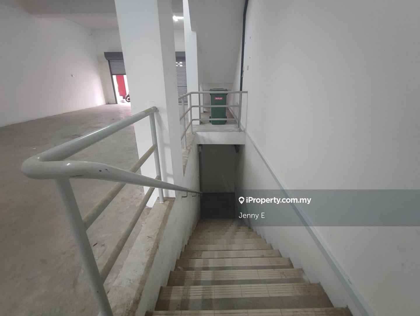 Shop for Sale in Taman Bukit Serdang, Seri Kembangan, Seri Kembangan by Jenny E - iProperty.com.my