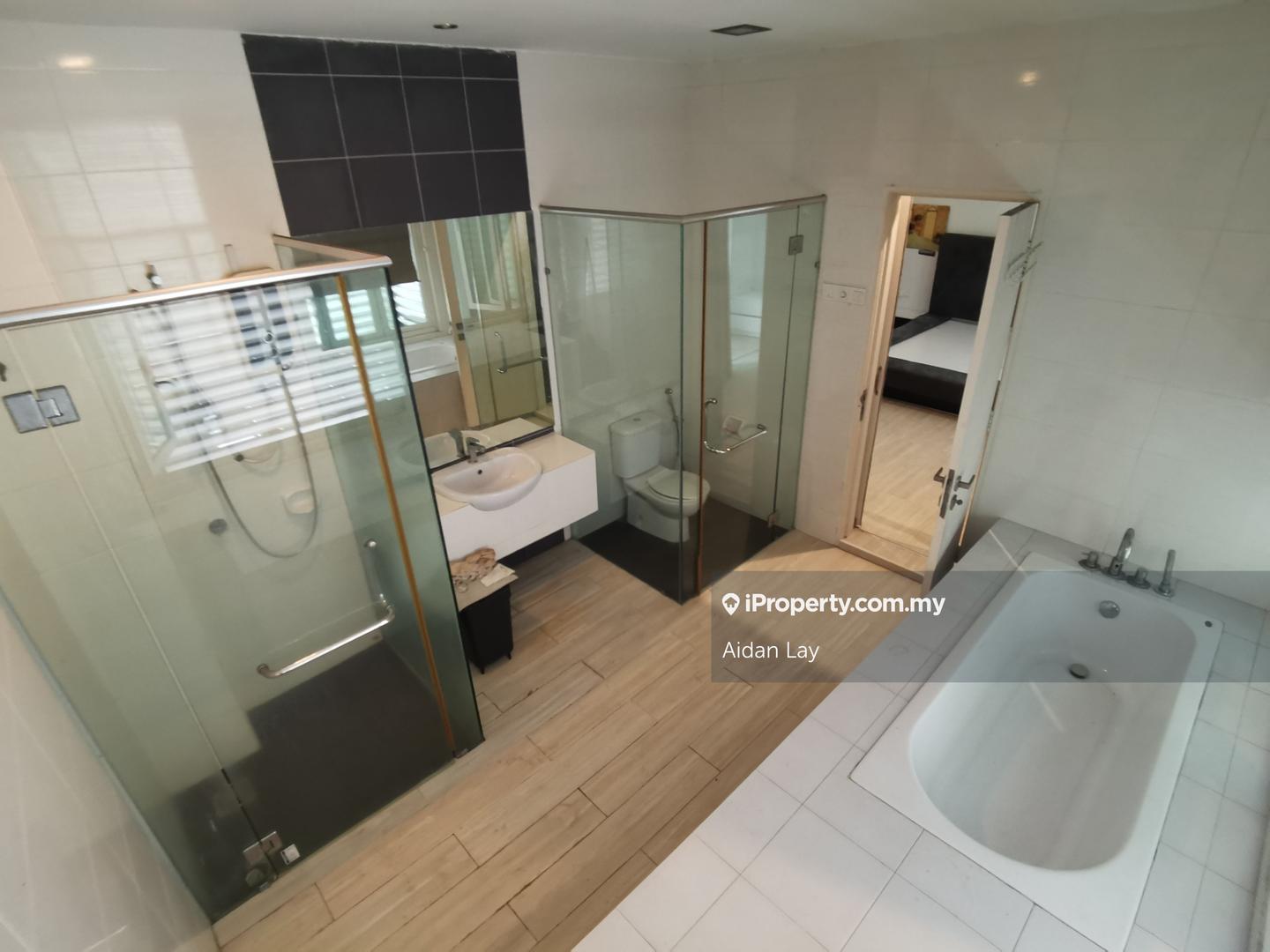 Townhouse for Sale in Kampung Sungai Kayu Ara, Petaling Jaya by Aidan Lay - iProperty.com.my