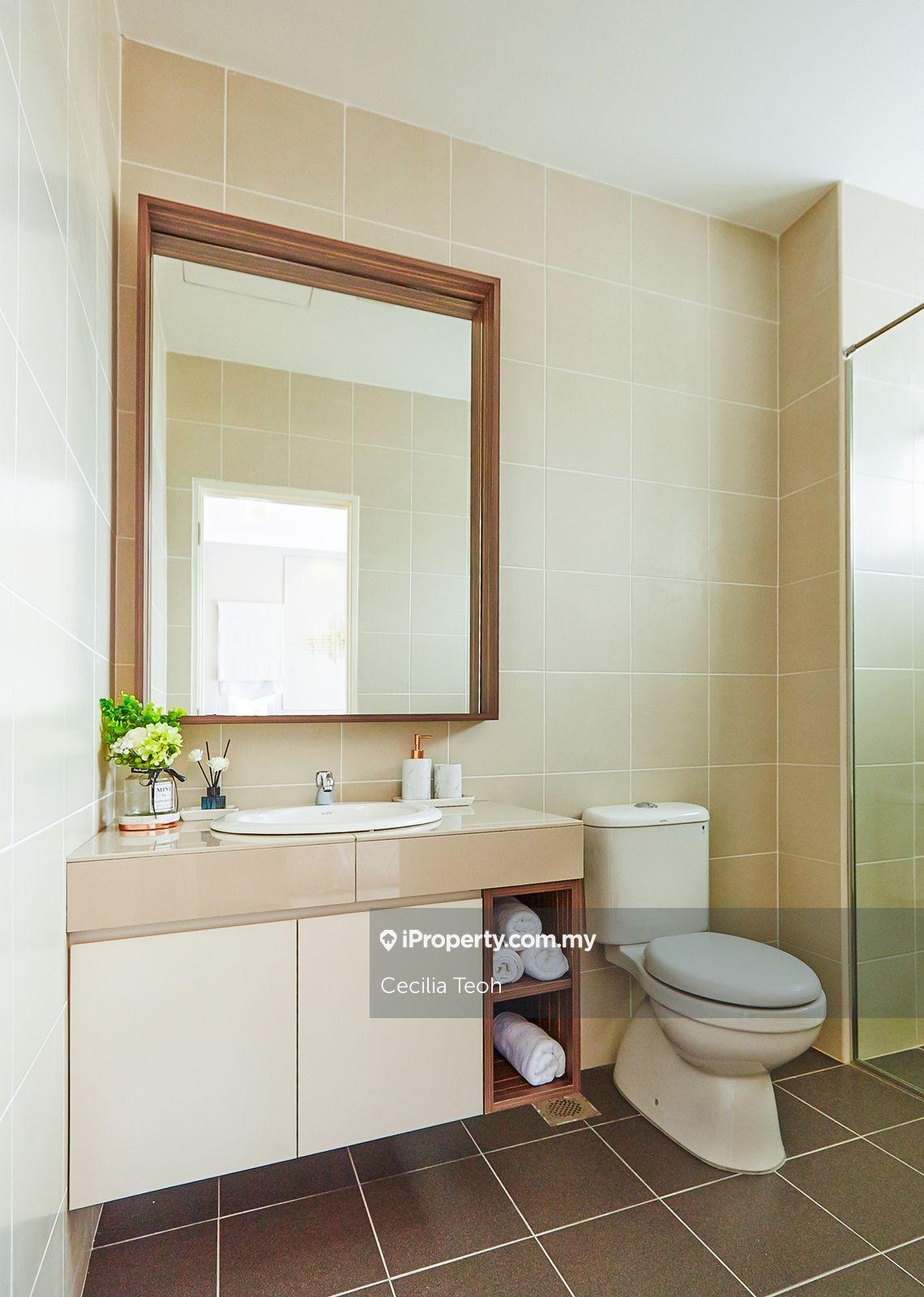 Rumah Berangkai 3 Tingkat untuk Dijual di Bukit Rahman Putra, Sungai Buloh oleh Cecilia Teoh - iProperty.com.my