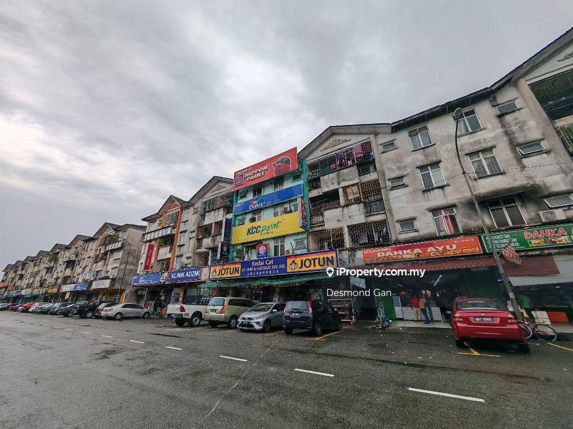 Kedai untuk Dijual di Taman Perindustrian Puchong Utama (Seksyen 2), Puchong oleh Desmond Gan - iProperty.com.my