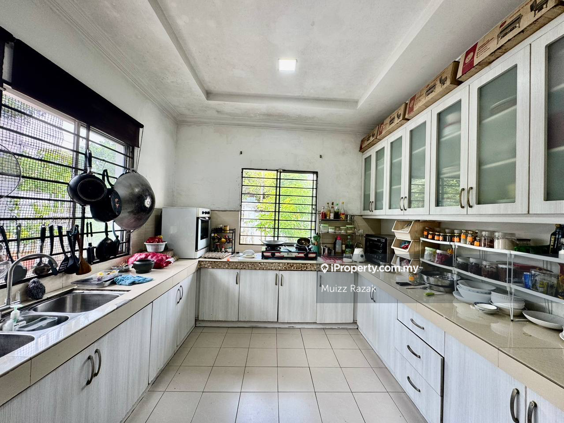 Bungalow House for Sale in Istana Bukit Kayangan, Shah Alam by Muizz Razak - iProperty.com.my