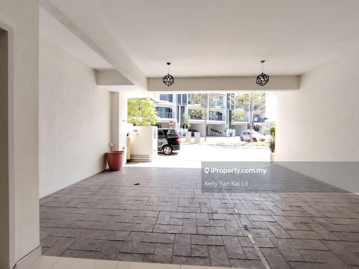 3-storey Terraced House for Sale in Park Residence, Seri Kembangan by Kelly Yan Kai Lit - iProperty.com.my