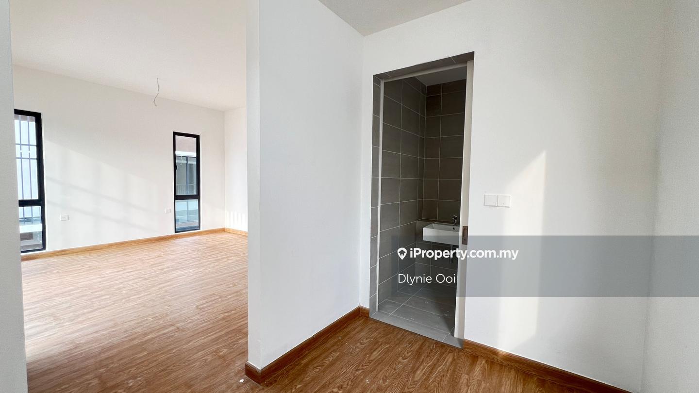 Rumah Berkembar untuk Dijual di TTDI Grove, Kajang oleh Dlynie Ooi - iProperty.com.my
