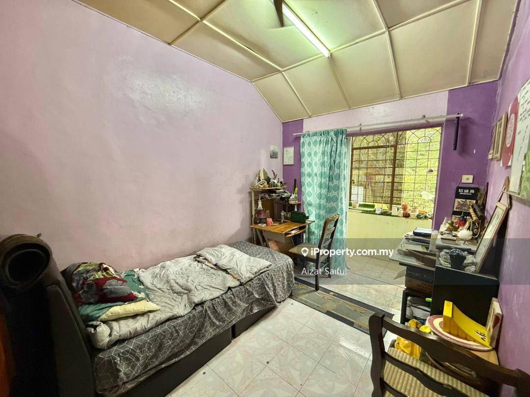 Rumah Teres untuk Dijual di Seksyen 4, Bangi oleh Aizat Saiful - iProperty.com.my
