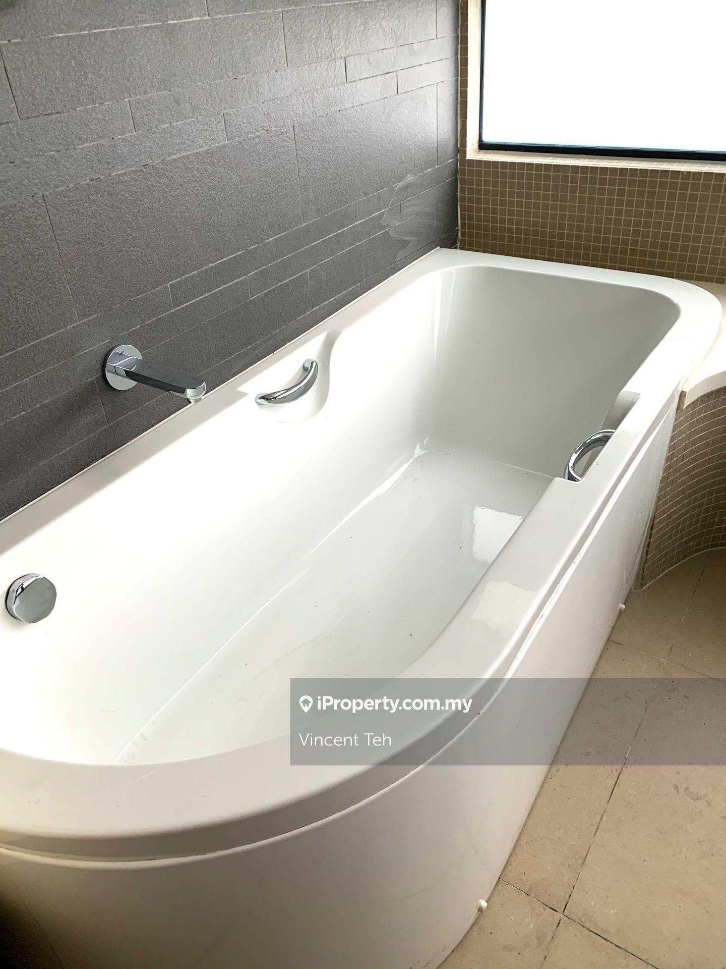 Service Residence for Sale in Aragreens by Vincent Teh - iProperty.com.my